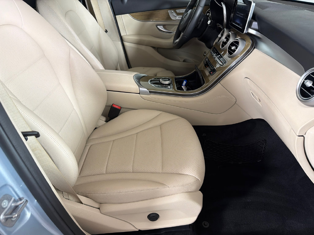 Used 2018 Mercedes-Benz GLC 300 image 12