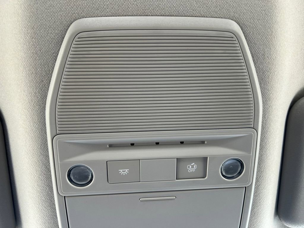 New 2026 Nissan Sentra SV w/ SV Convenience Package FWD image 8