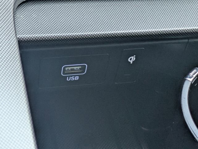 Used 2021 Hyundai Palisade Calligraphy image 25