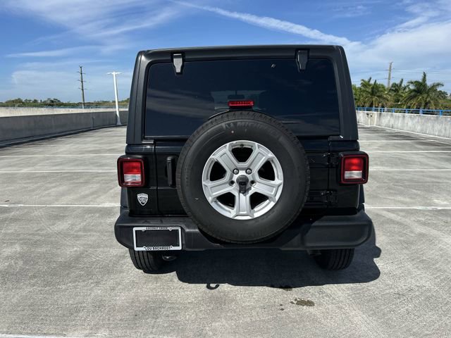 Used 2022 Jeep Wrangler Unlimited Sport image 34