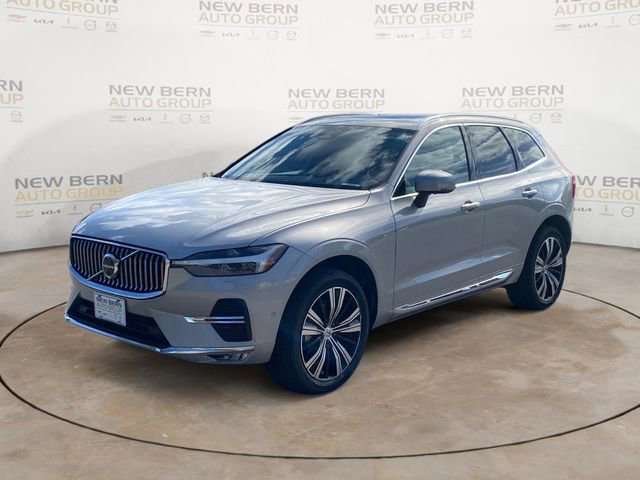 Certified 2023 Volvo XC60 B5 Plus w/ Climate Package image 1