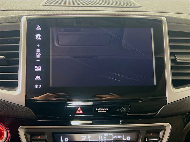 Used 2018 Honda Pilot Touring image 20