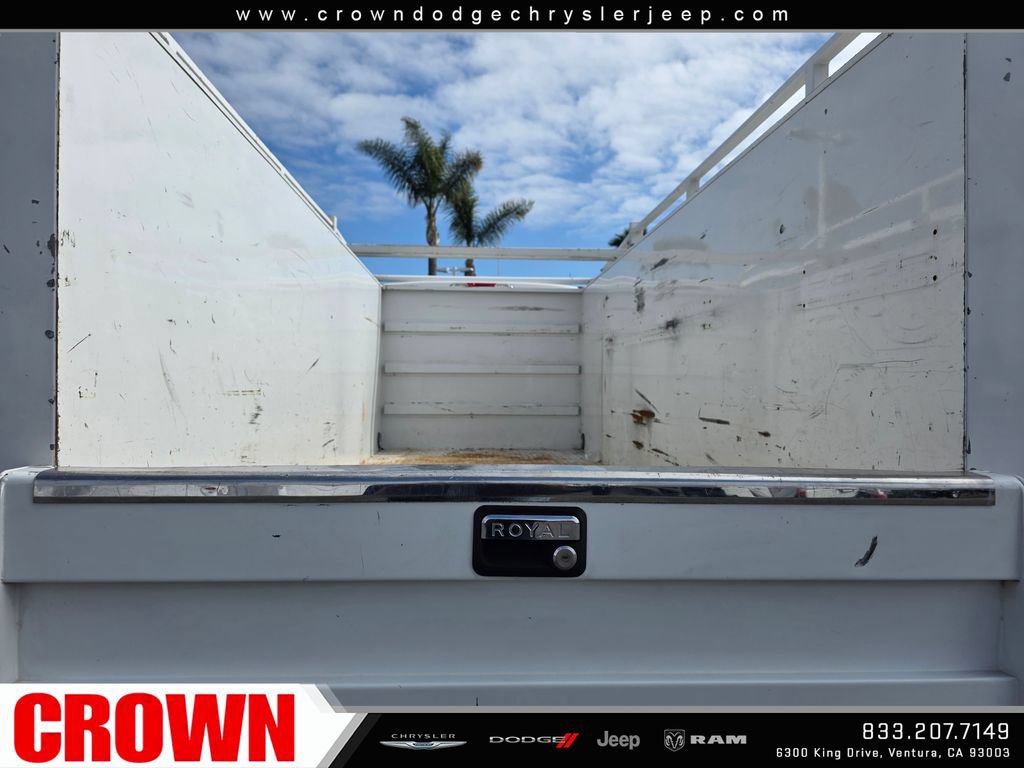 Used 2019 Ford F550 2WD Regular Cab Super Duty image 11