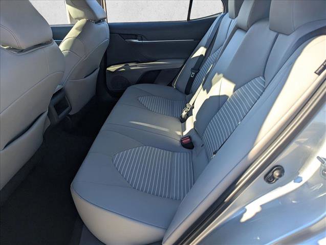 Used 2021 Toyota Camry SE image 15