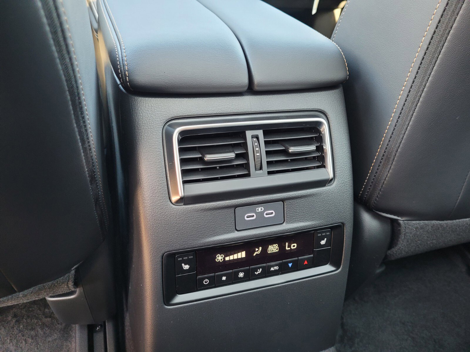 New 2026 MAZDA CX-70 3.3 Turbo w/ Premium Plus Pkg AWD/4WD image 7