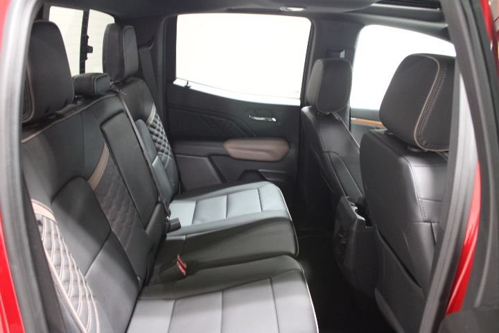 New 2026 GMC Canyon Denali AWD/4WD image 31