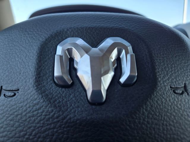 Used 2019 RAM 1500 Laramie image 26