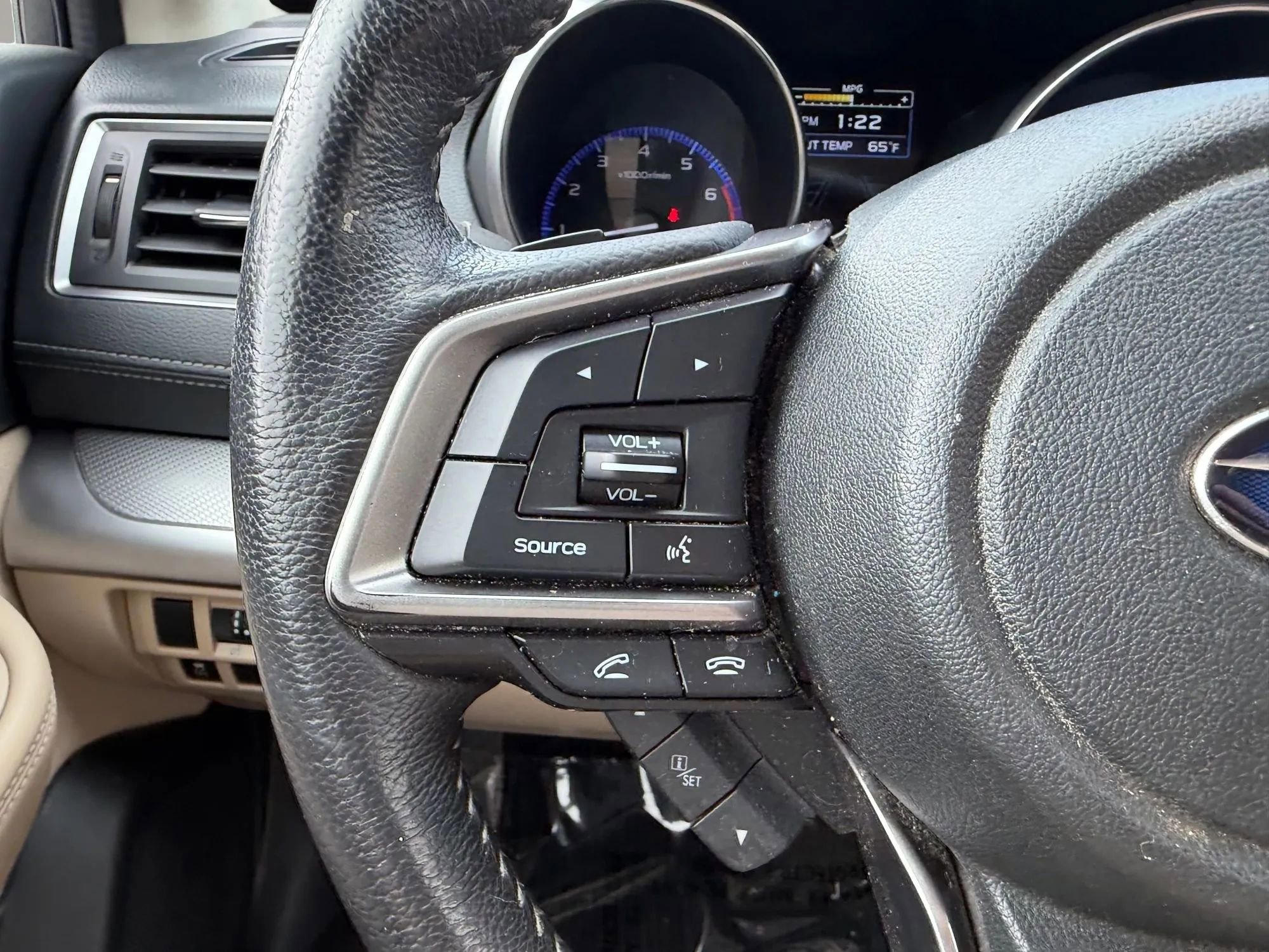 Used 2019 Subaru Outback 2.5i Premium AWD/4WD image 20