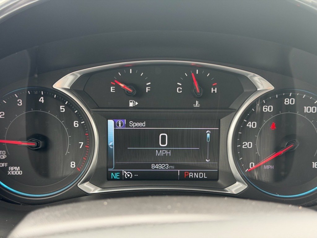 Used 2016 Chevrolet Malibu LT FWD image 16