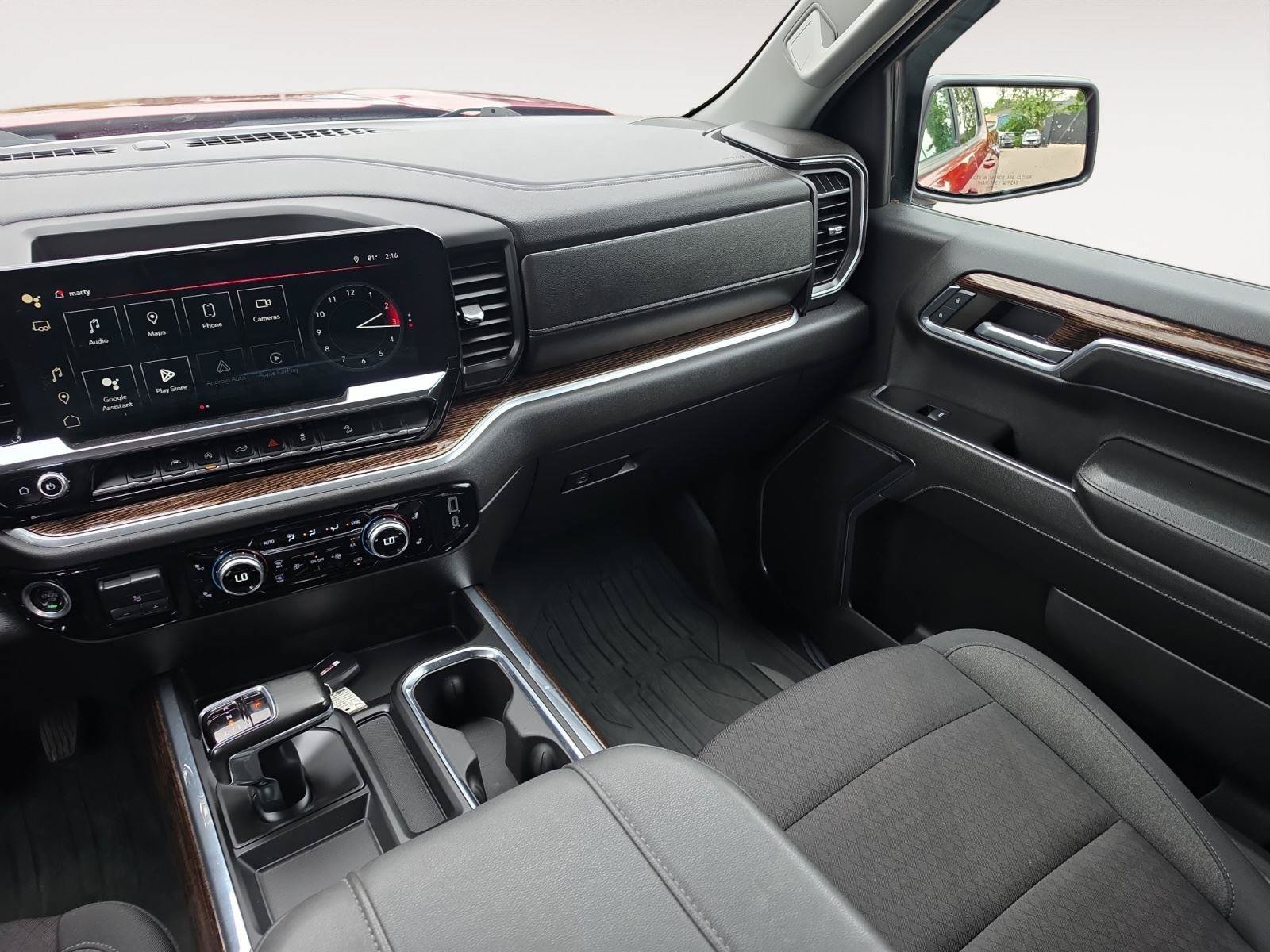 Used 2024 GMC Sierra 1500 Elevation AWD/4WD image 12