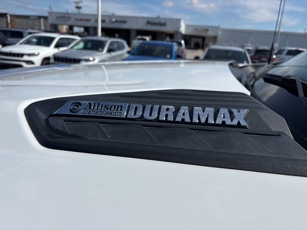 Used 2024 Chevrolet Silverado 2500 LT image 11