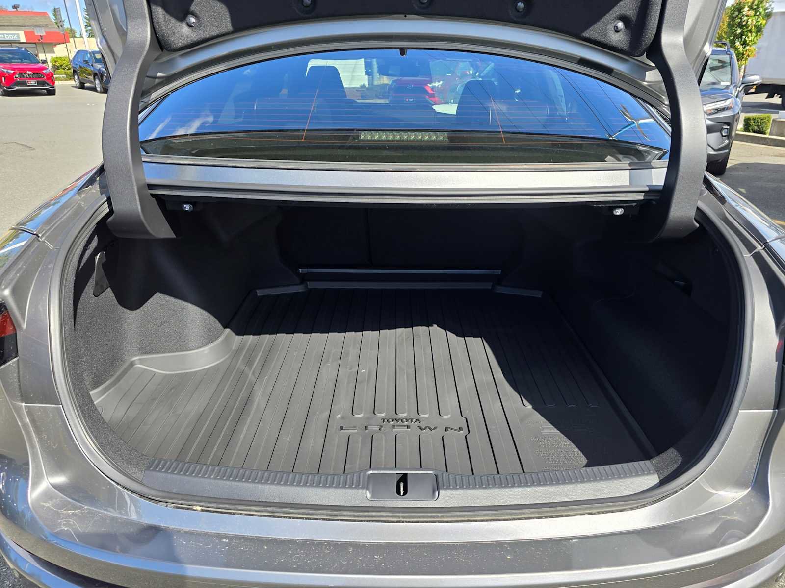 New 2025 Toyota Crown Platinum image 16