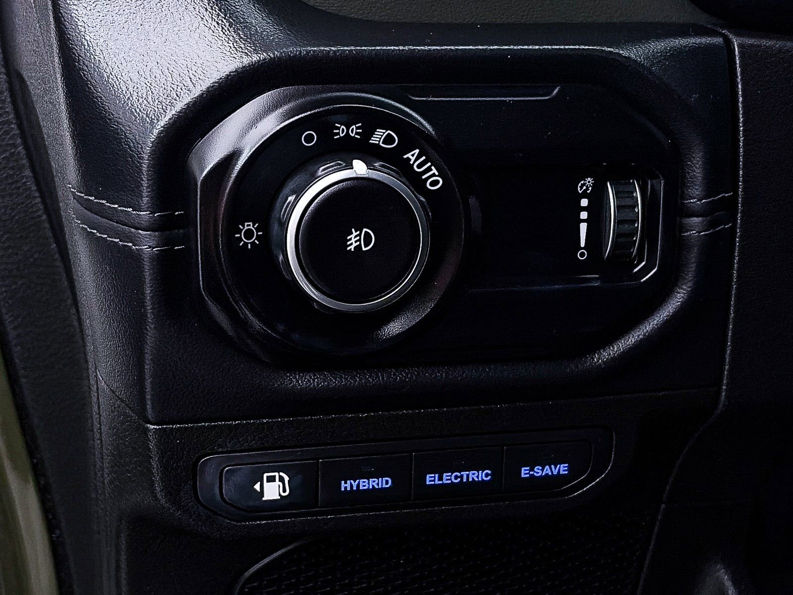 Used 2024 Jeep Wrangler High Altitude image 21