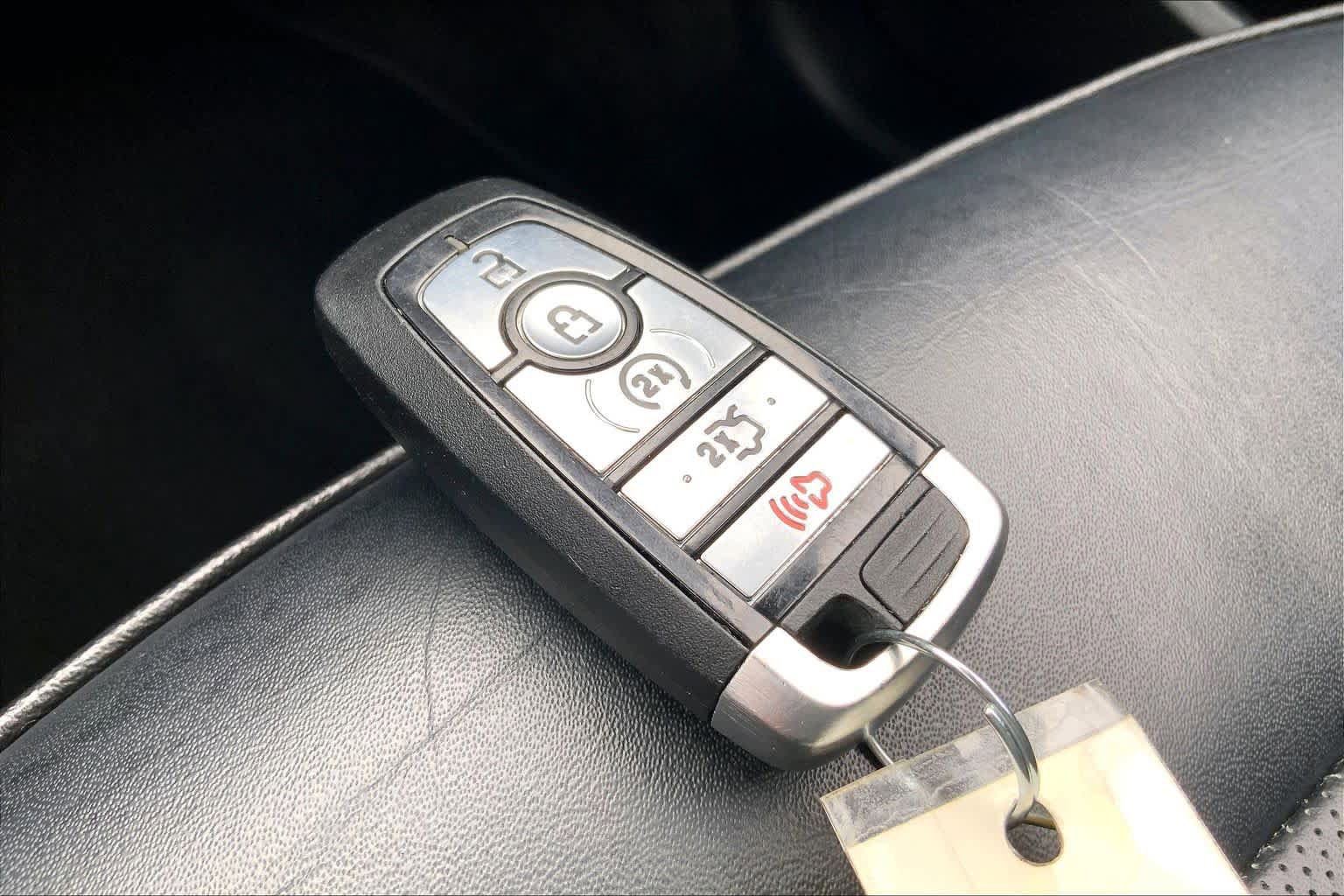 Used 2018 Ford Explorer Platinum AWD/4WD image 15