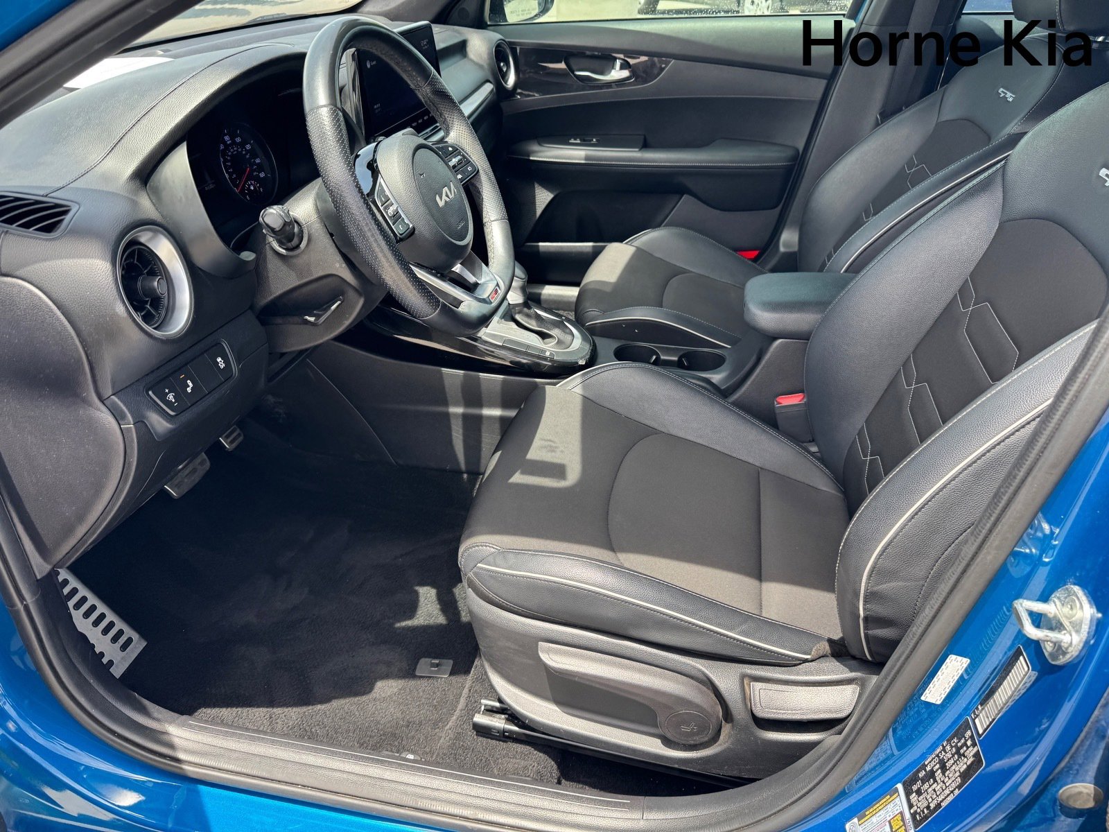 Certified 2022 Kia Forte GT-Line FWD image 10