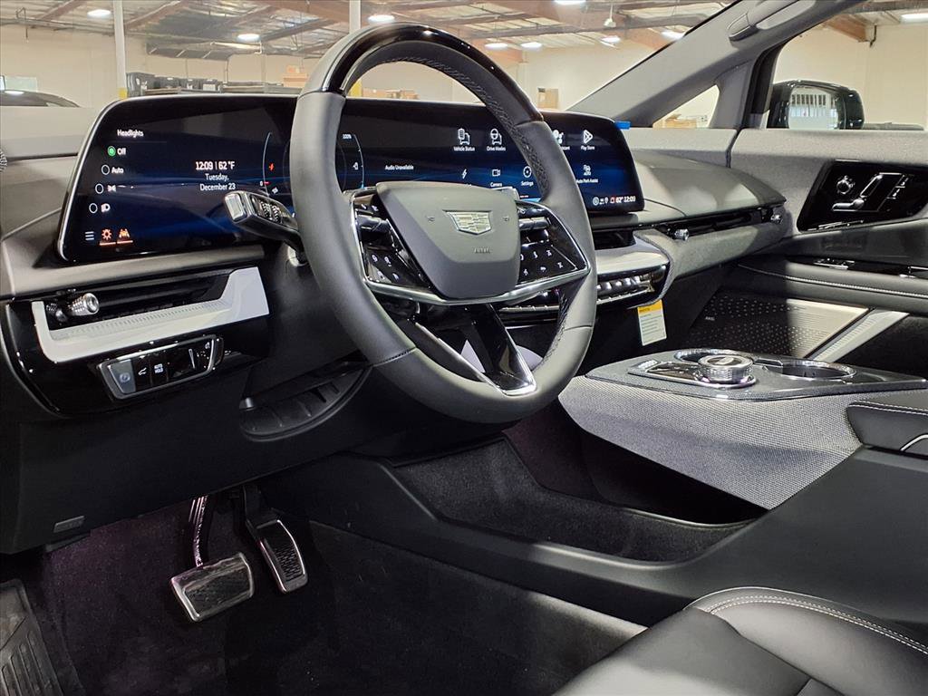 New 2026 Cadillac Optiq Sport 1 image 14