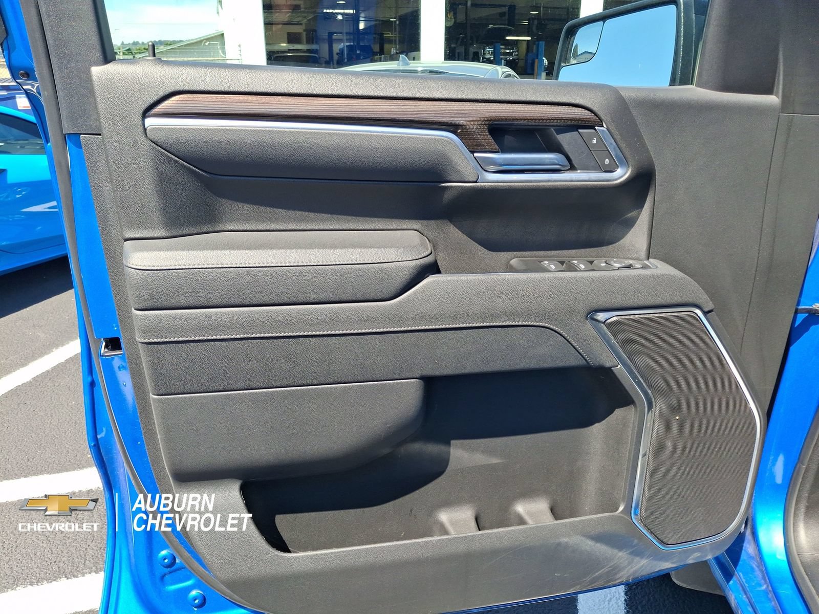 Certified 2026 Chevrolet Silverado 1500 RST AWD/4WD image 9