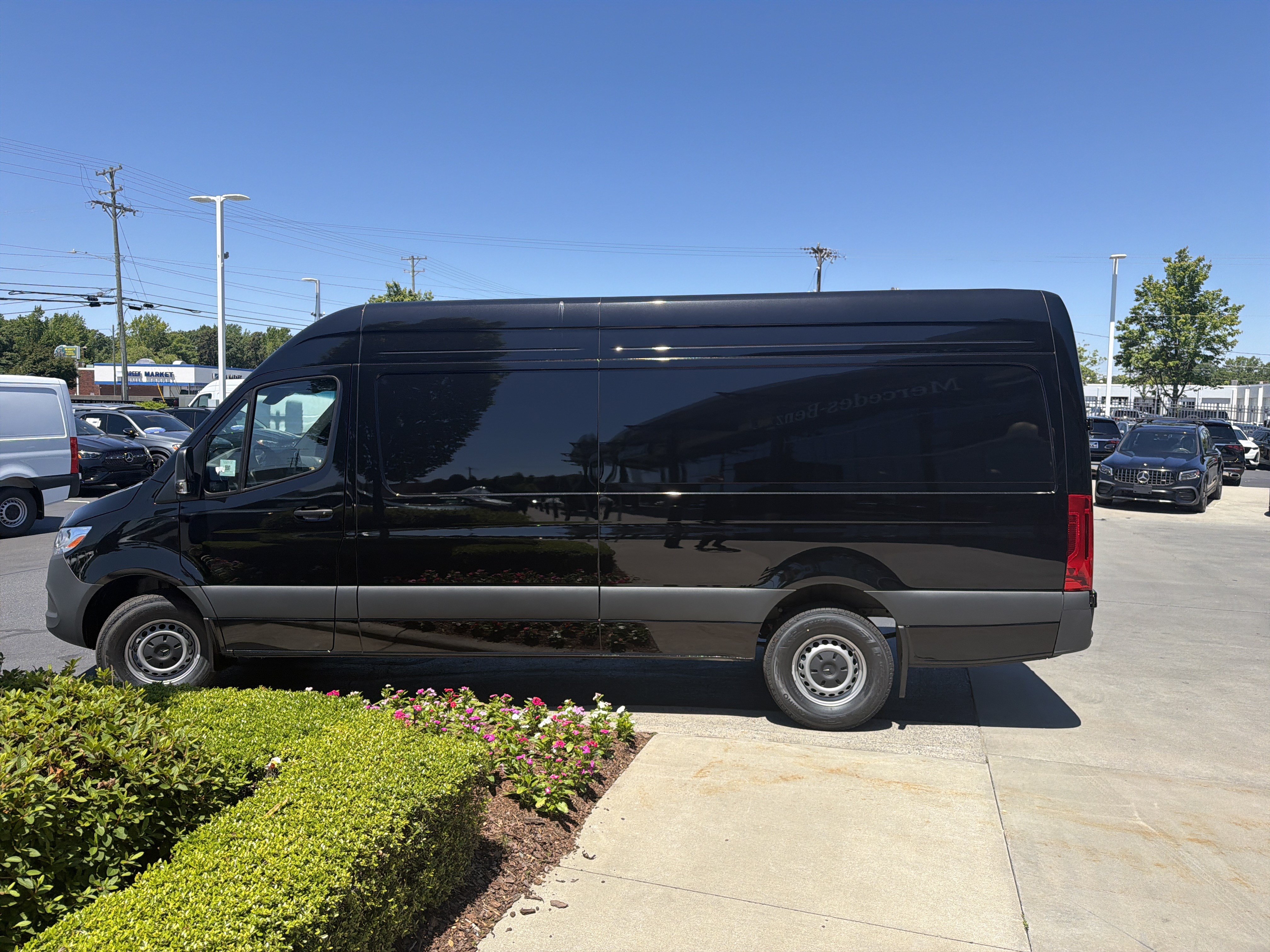 New 2026 Mercedes-Benz Sprinter 2500 image 43