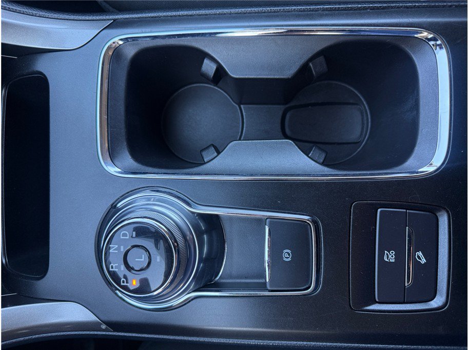 Used 2019 Ford Fusion SE FWD image 23
