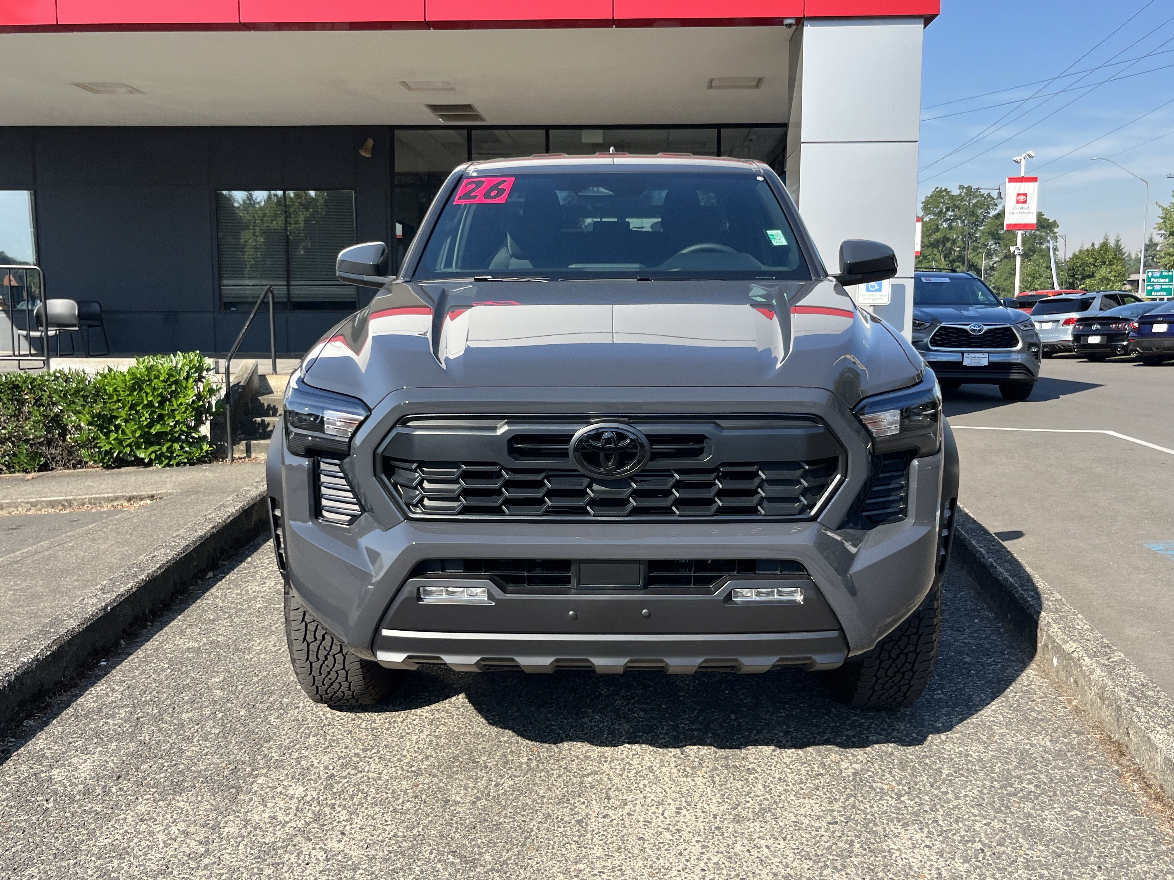 Used 2026 Toyota Tacoma TRD Off-Road AWD/4WD image 2