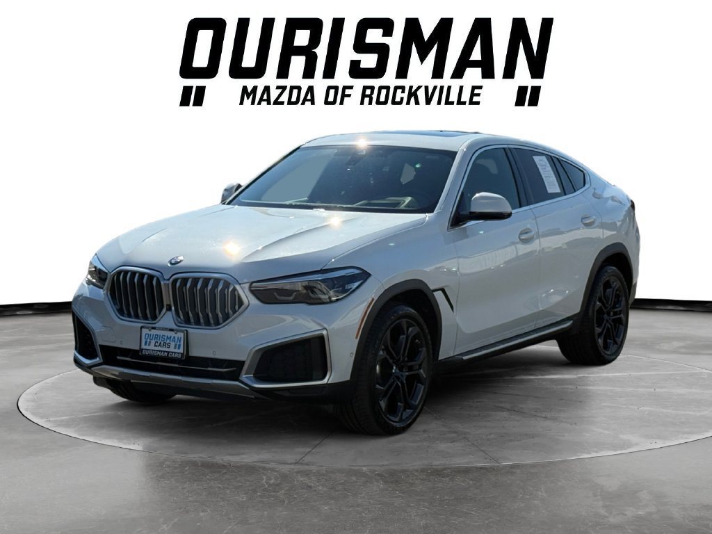 Used 2022 BMW X6 xDrive40i w/ Premium Package AWD/4WD image 2