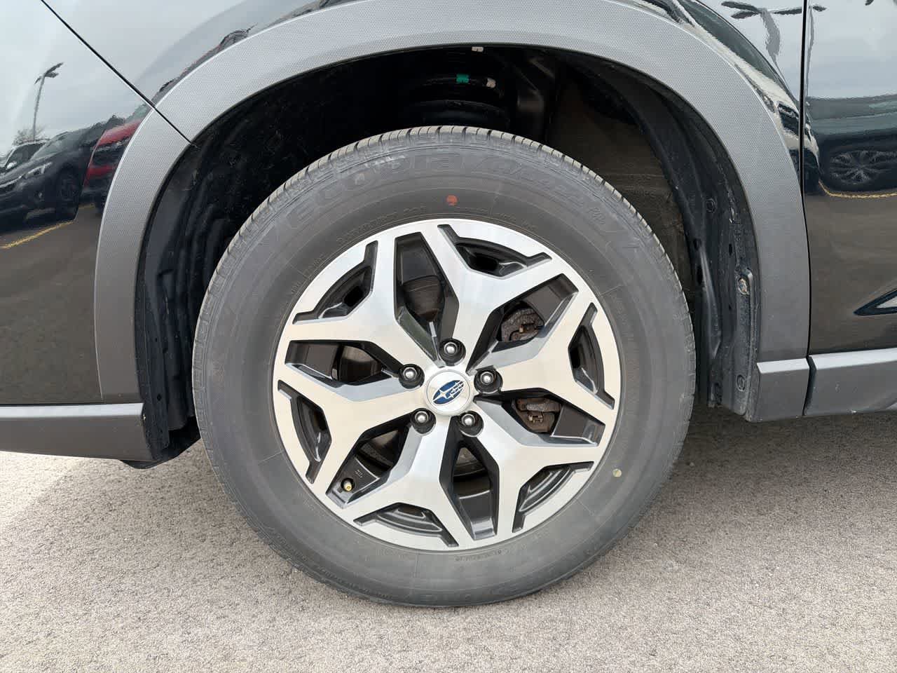 Certified 2023 Subaru Forester Premium AWD/4WD image 19