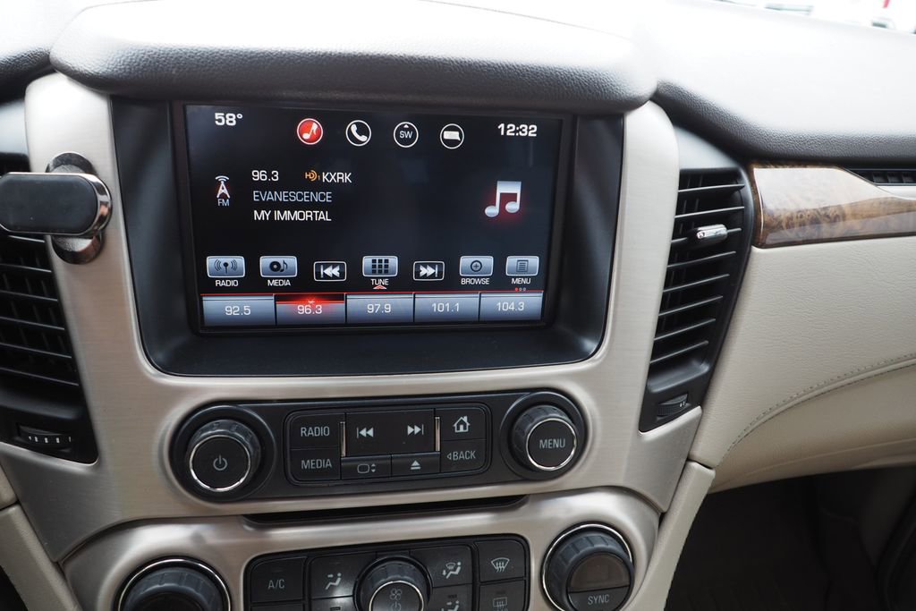 Used 2016 GMC Yukon Denali image 25