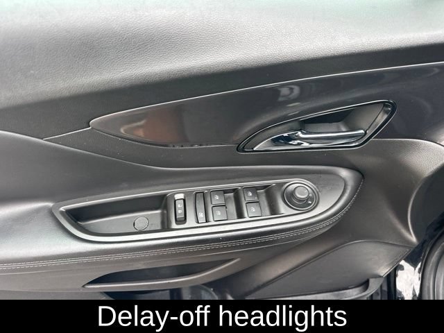 Used 2021 Buick Encore Preferred FWD image 19