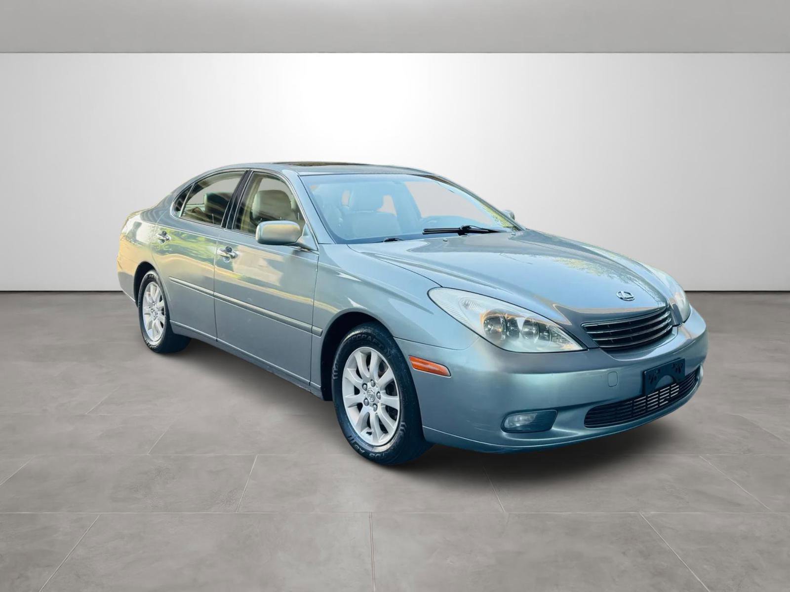 Used 2003 Lexus ES 330 FWD image 3