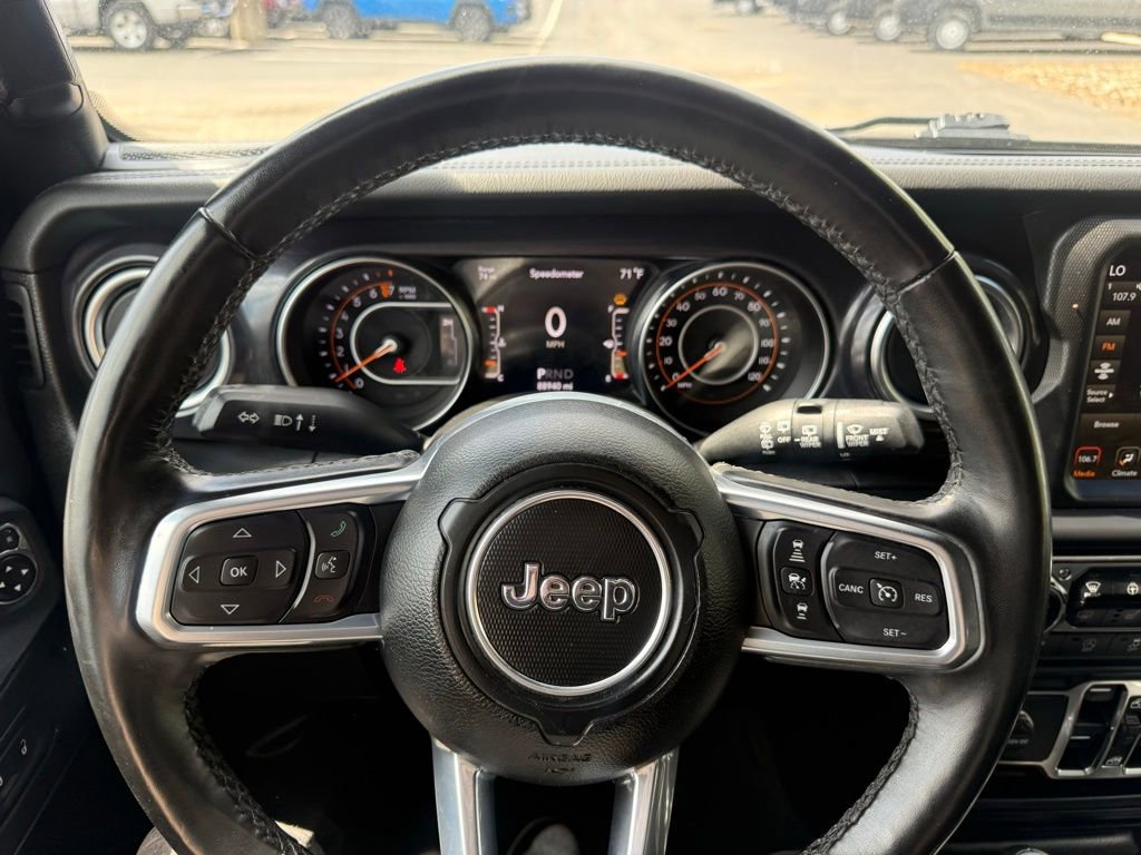 Used 2022 Jeep Wrangler Unlimited Sahara AWD/4WD image 19