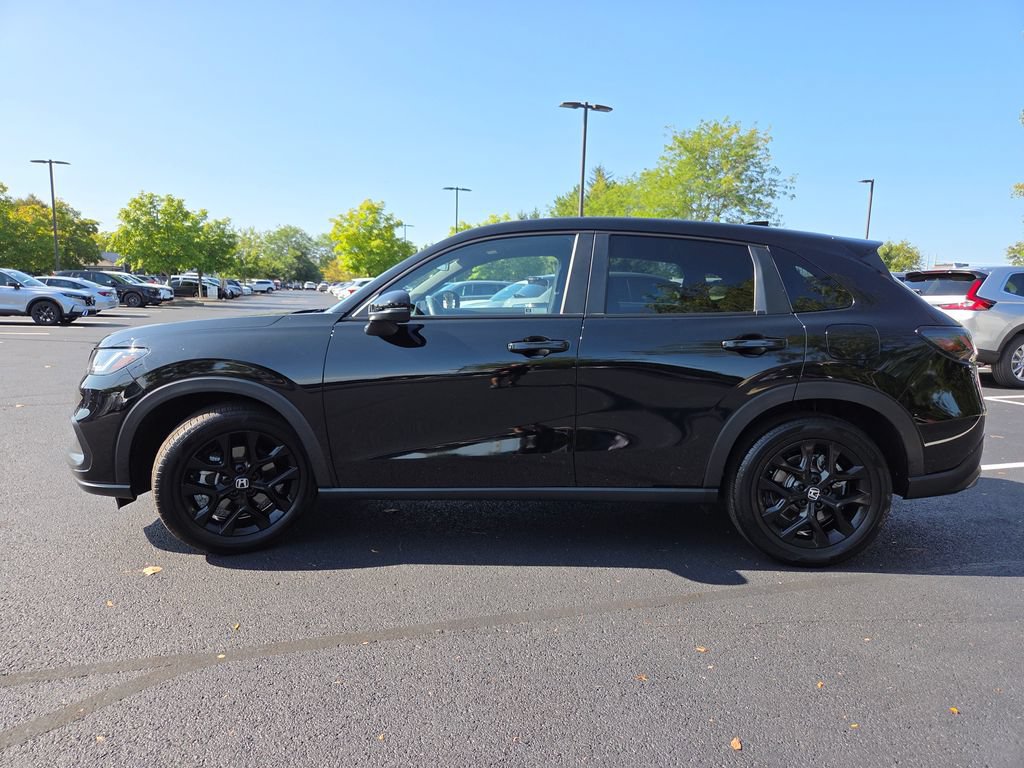 Certified 2025 Honda HR-V Sport image 21
