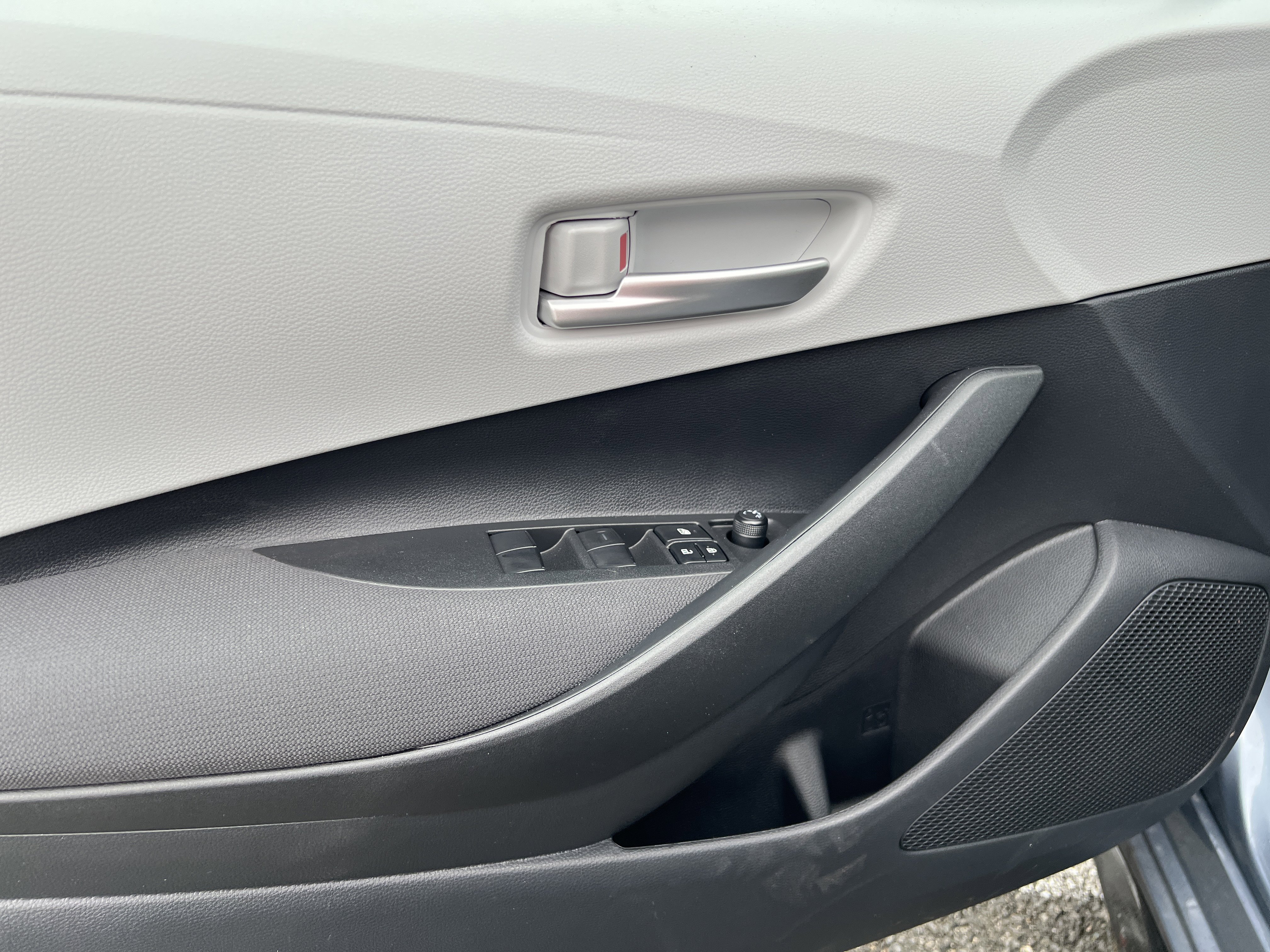 New 2026 Toyota Corolla SE image 9