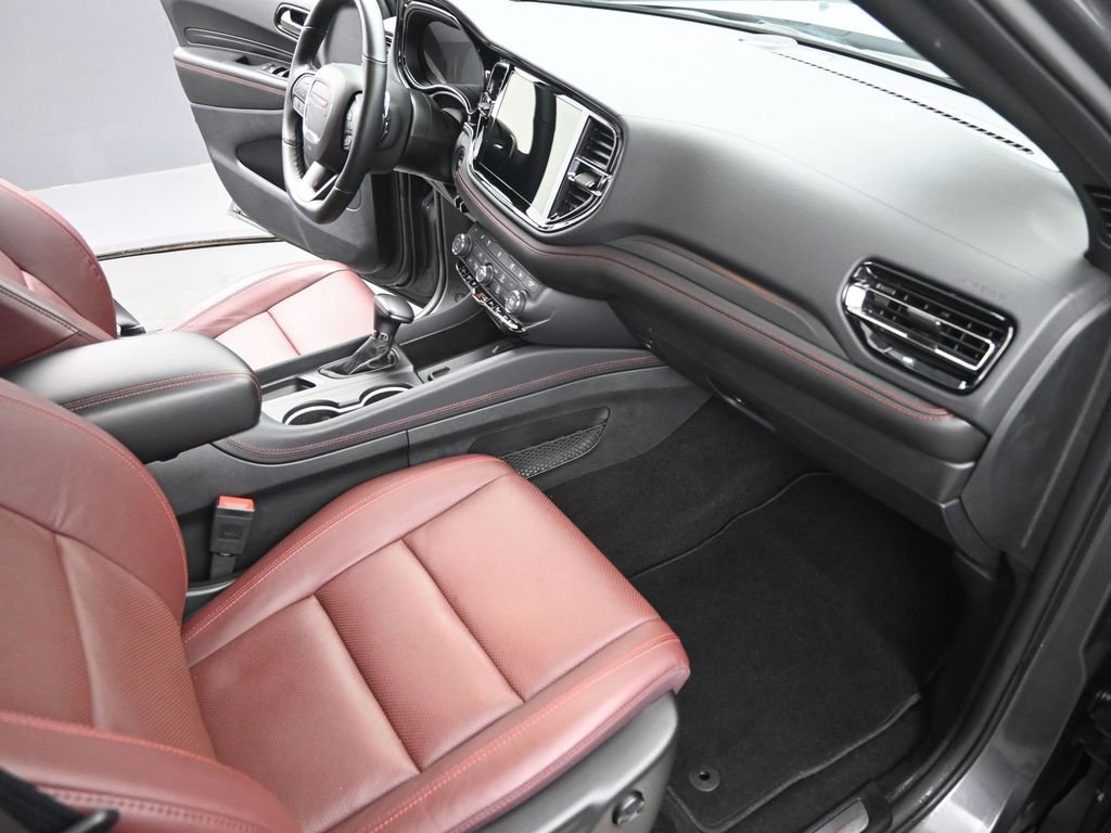 Used 2025 Dodge Durango GT image 19