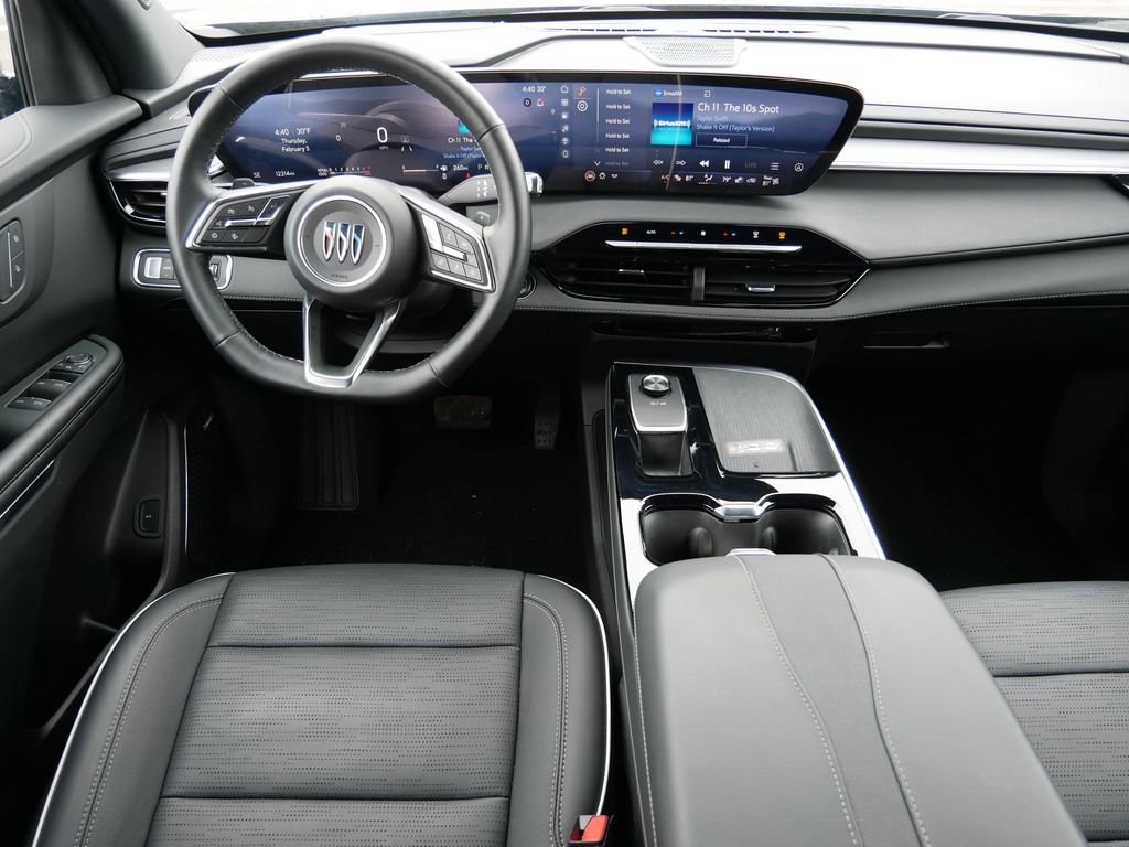 Used 2025 Buick Enclave Sport Touring image 14