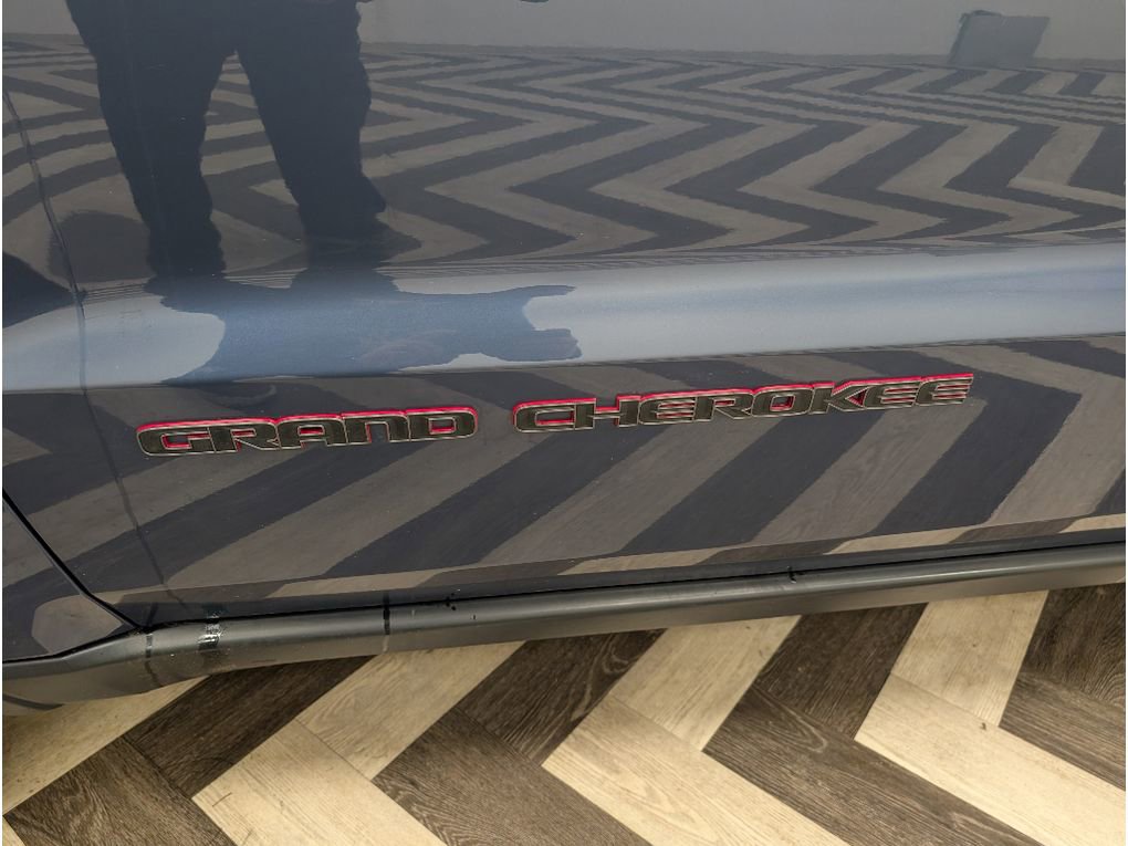 Used 2020 Jeep Grand Cherokee Trailhawk w/ Trailhawk Luxury Group image 5