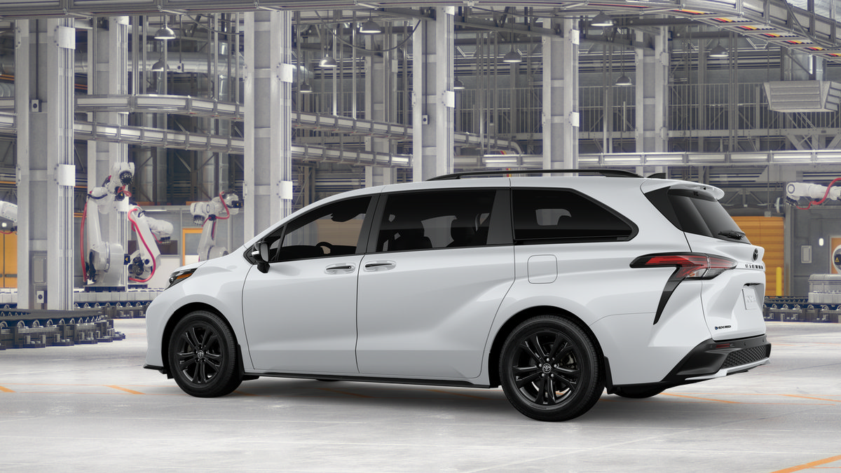 New 2026 Toyota Sienna XSE AWD/4WD image 5