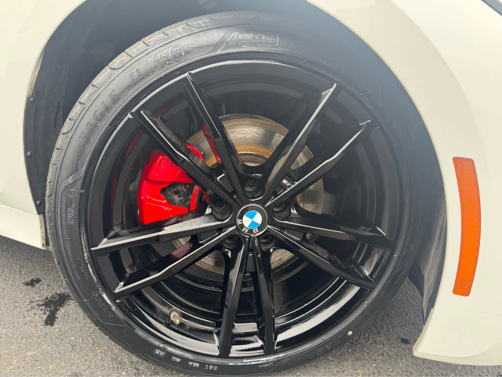 Used 2022 BMW 330i Sedan w/ M Sport Package image 8