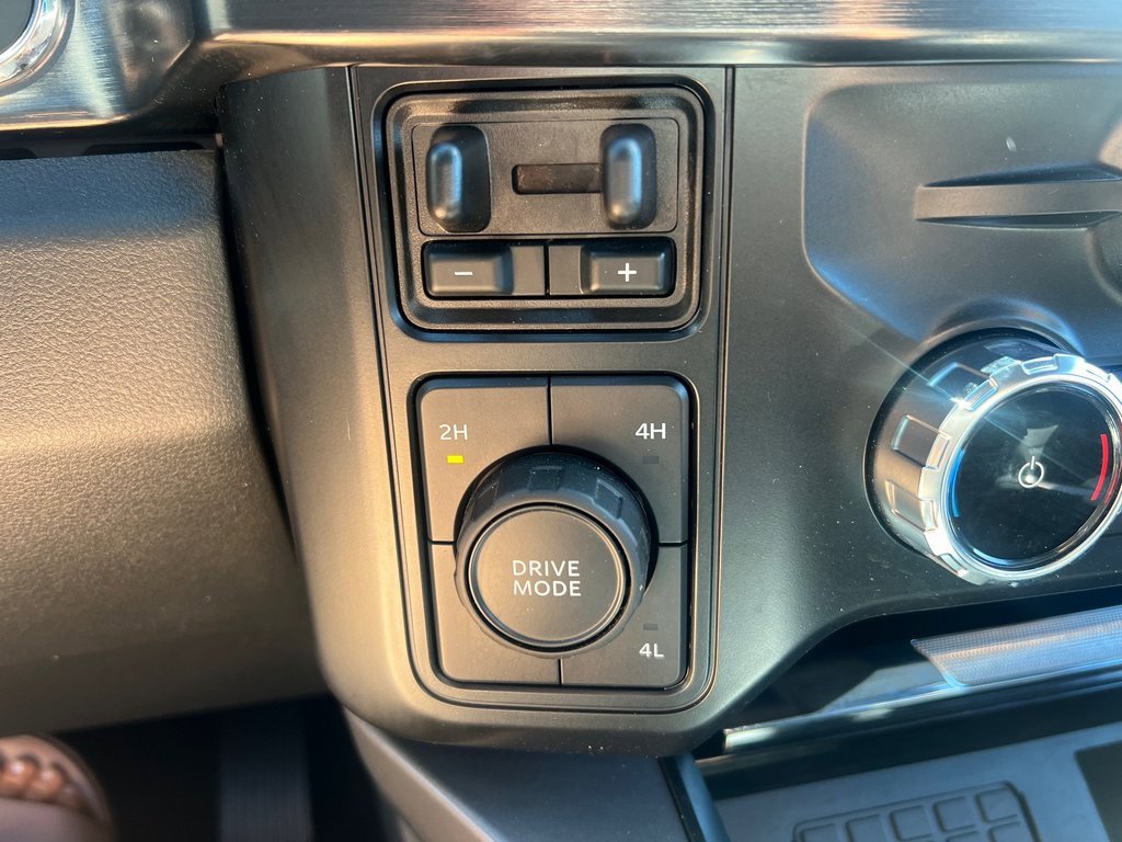 Used 2024 Ford F250 Lariat image 10