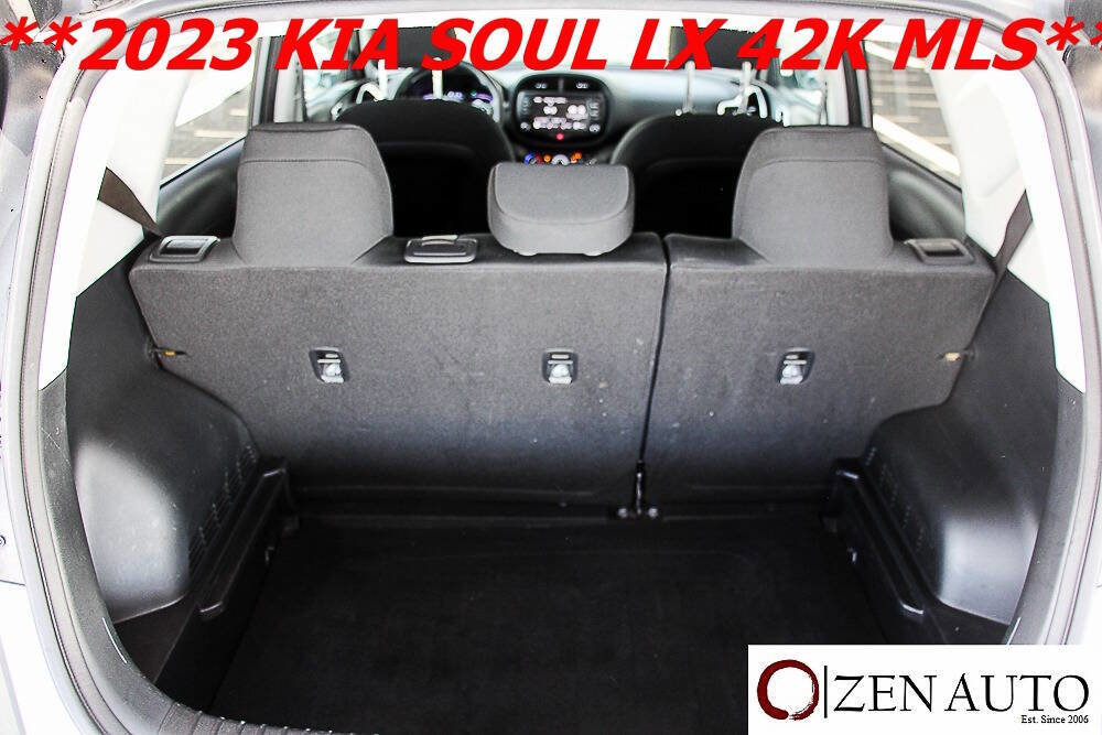 Used 2023 Kia Soul LX w/ Option Group 015 image 32