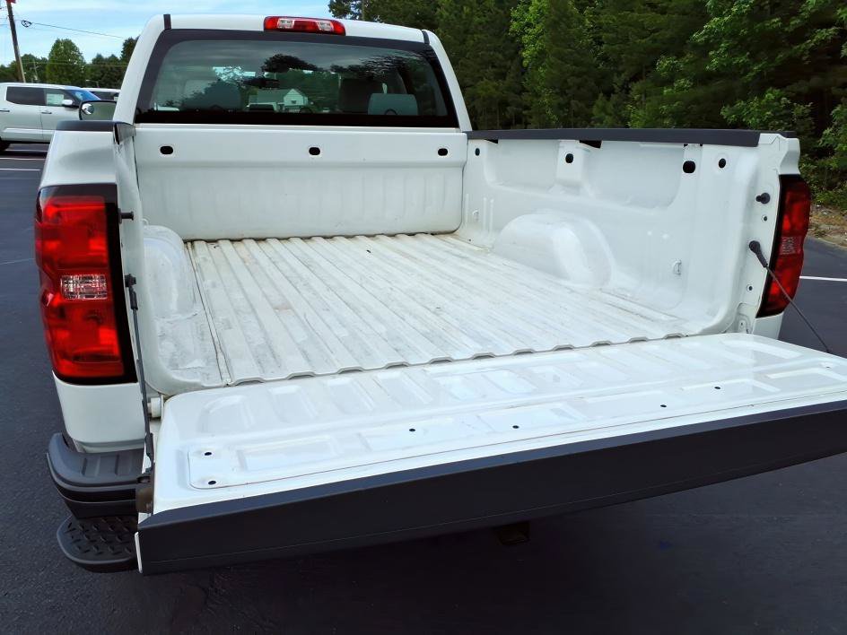 Used 2019 Chevrolet Silverado 1500 W/T RWD image 5