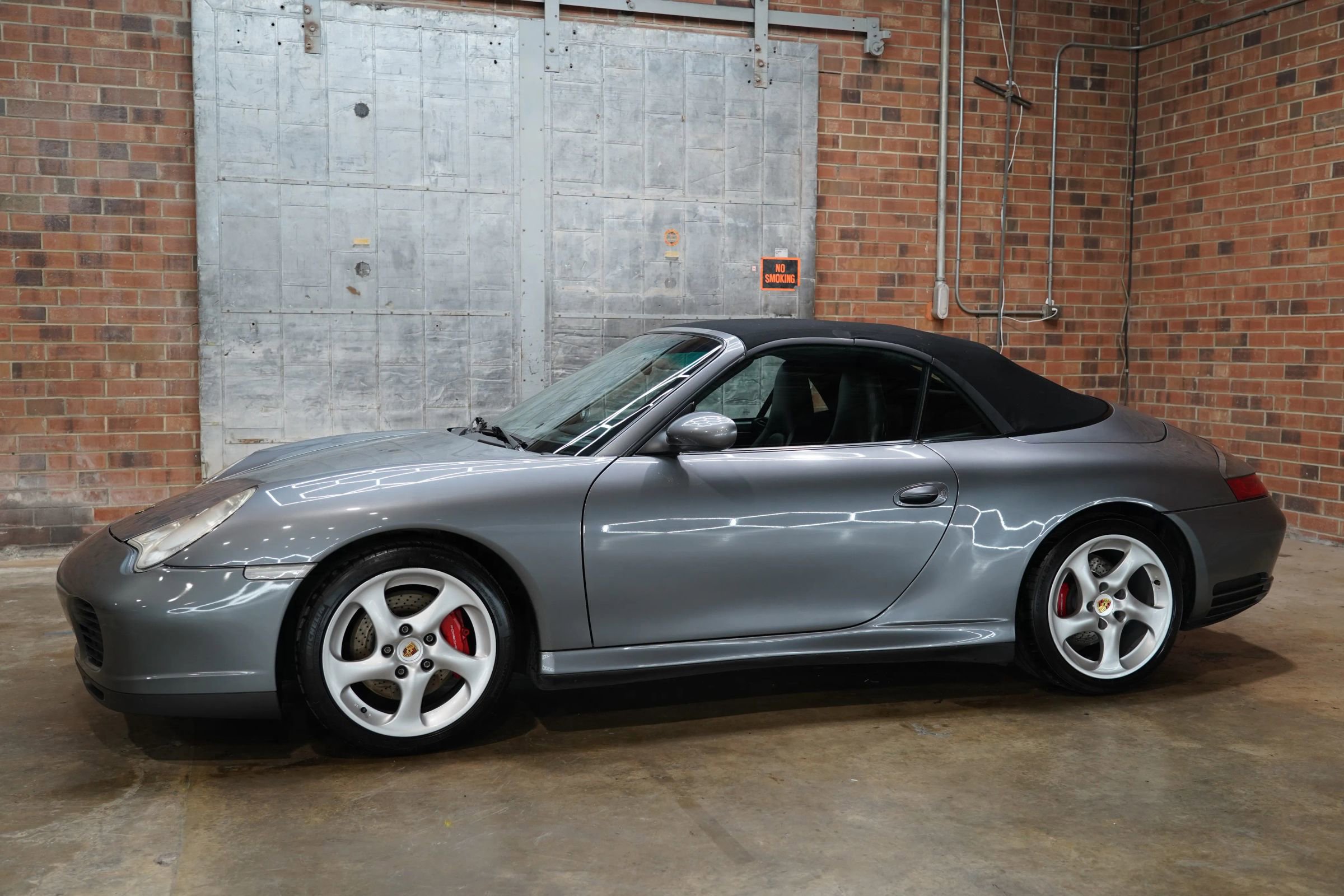 Used 2005 Porsche 911 Carrera 4S image 12