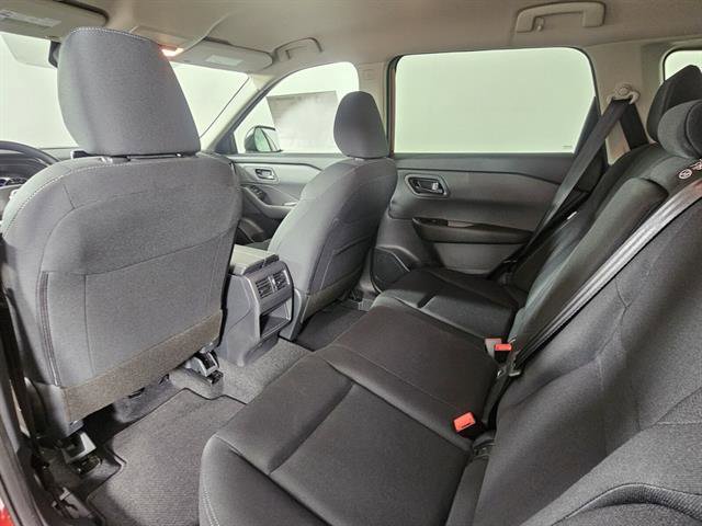 New 2026 Nissan Rogue S image 21