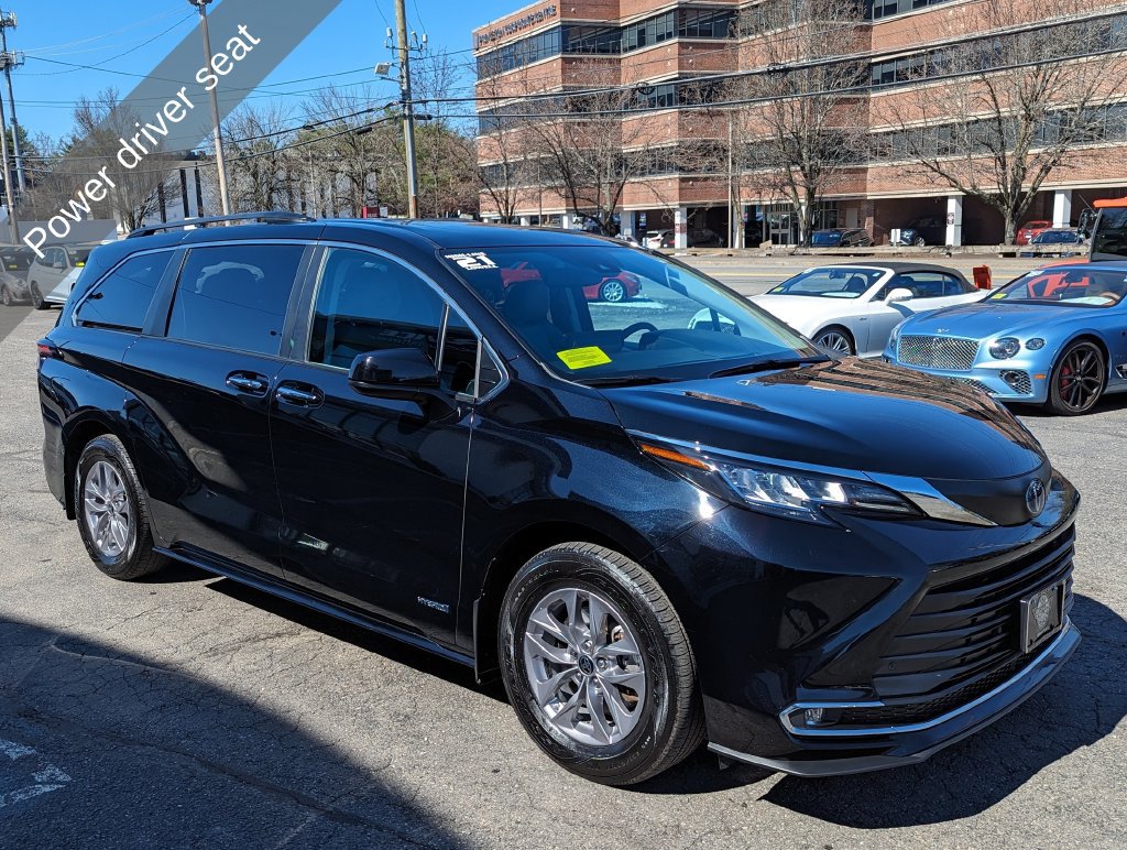 Used 2021 Toyota Sienna XLE AWD/4WD image 6