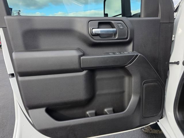 Used 2022 Chevrolet Silverado 2500 Custom w/ Custom Value Package image 17