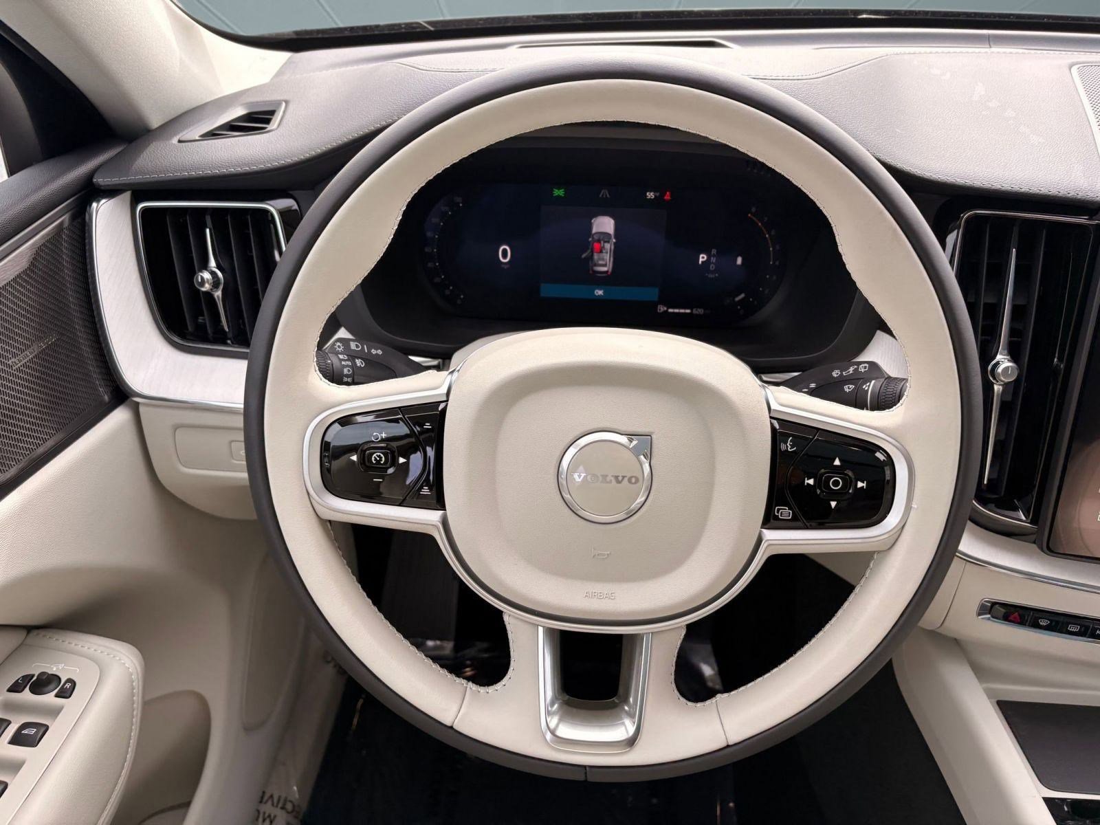 New 2026 Volvo XC60 B5 Ultra w/ Protection Package Premier image 17