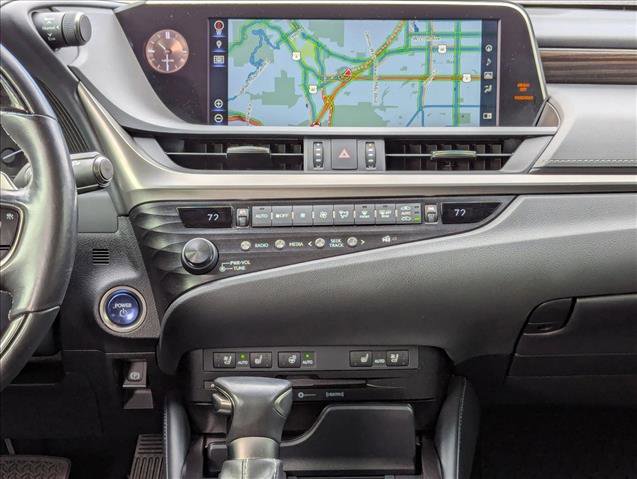 Used 2019 Lexus ES 300h ES 300h w/ Premium Package image 14