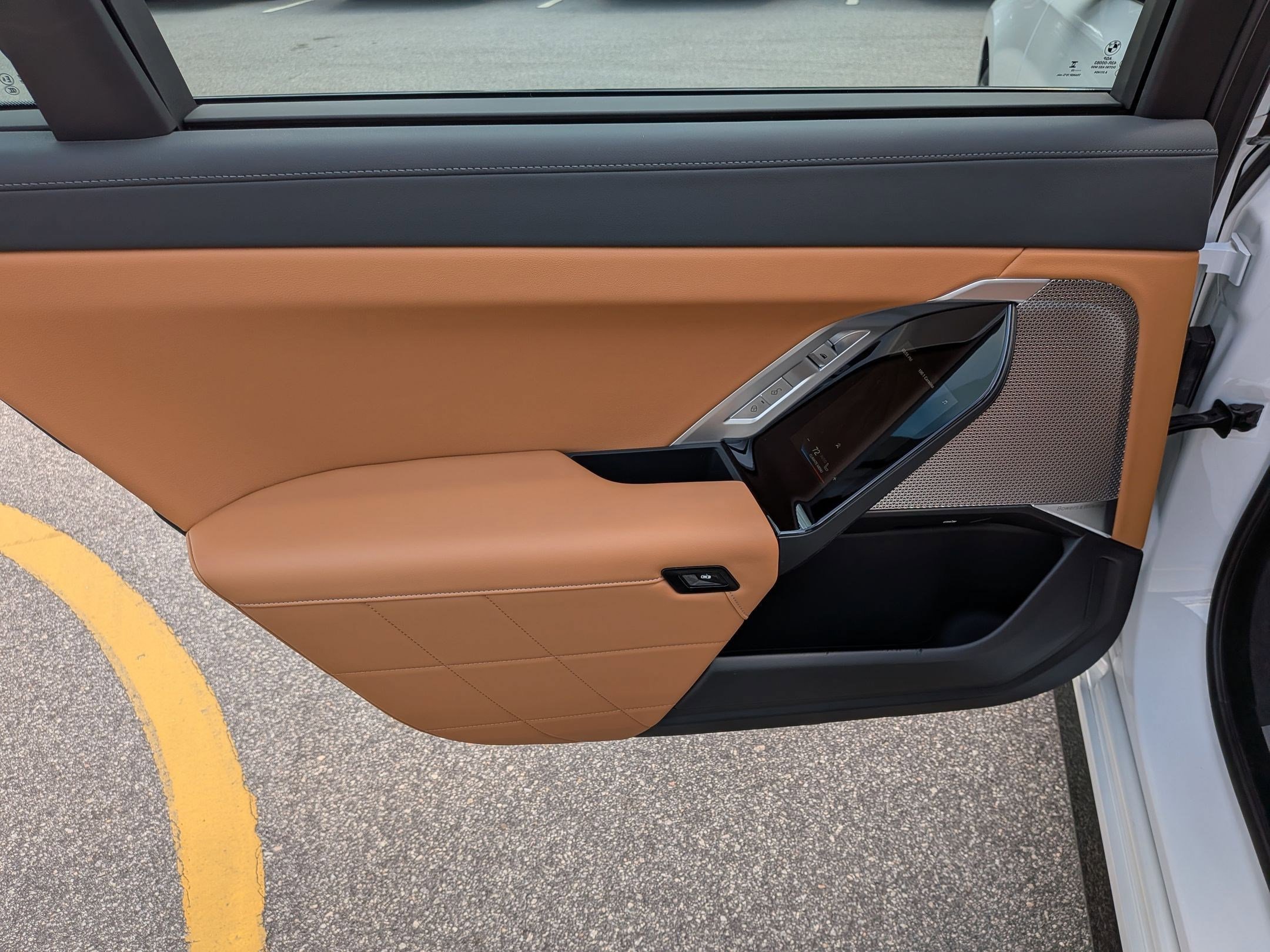 Certified 2023 BMW 740i RWD image 29