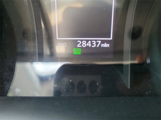 Used 2023 Toyota Camry SE image 18