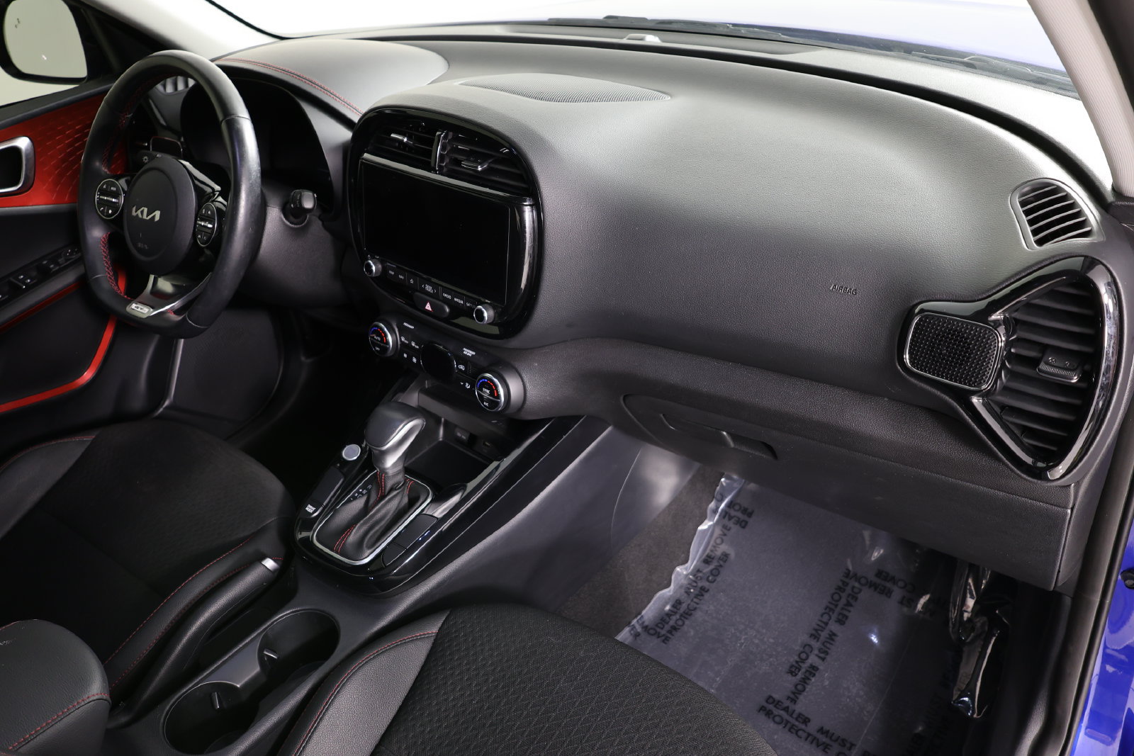 Used 2024 Kia Soul GT-Line FWD image 32