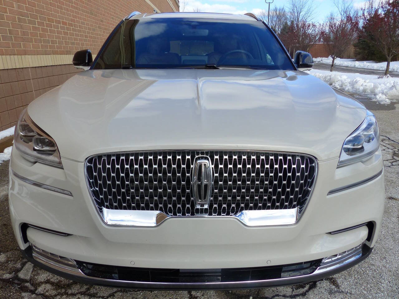 Used 2024 Lincoln Aviator Reserve w/ Equipment Group 201A image 11